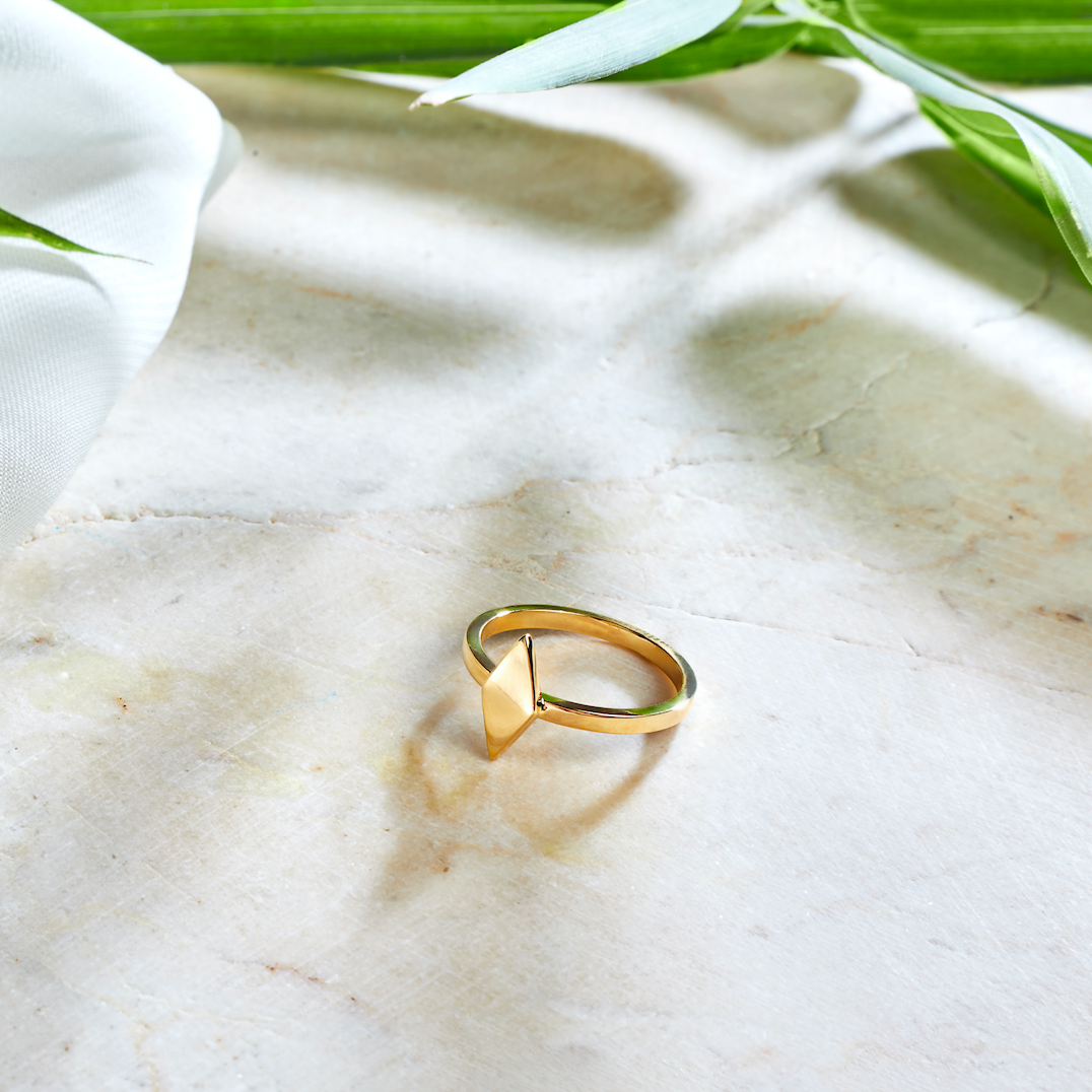 Anillo Rufina